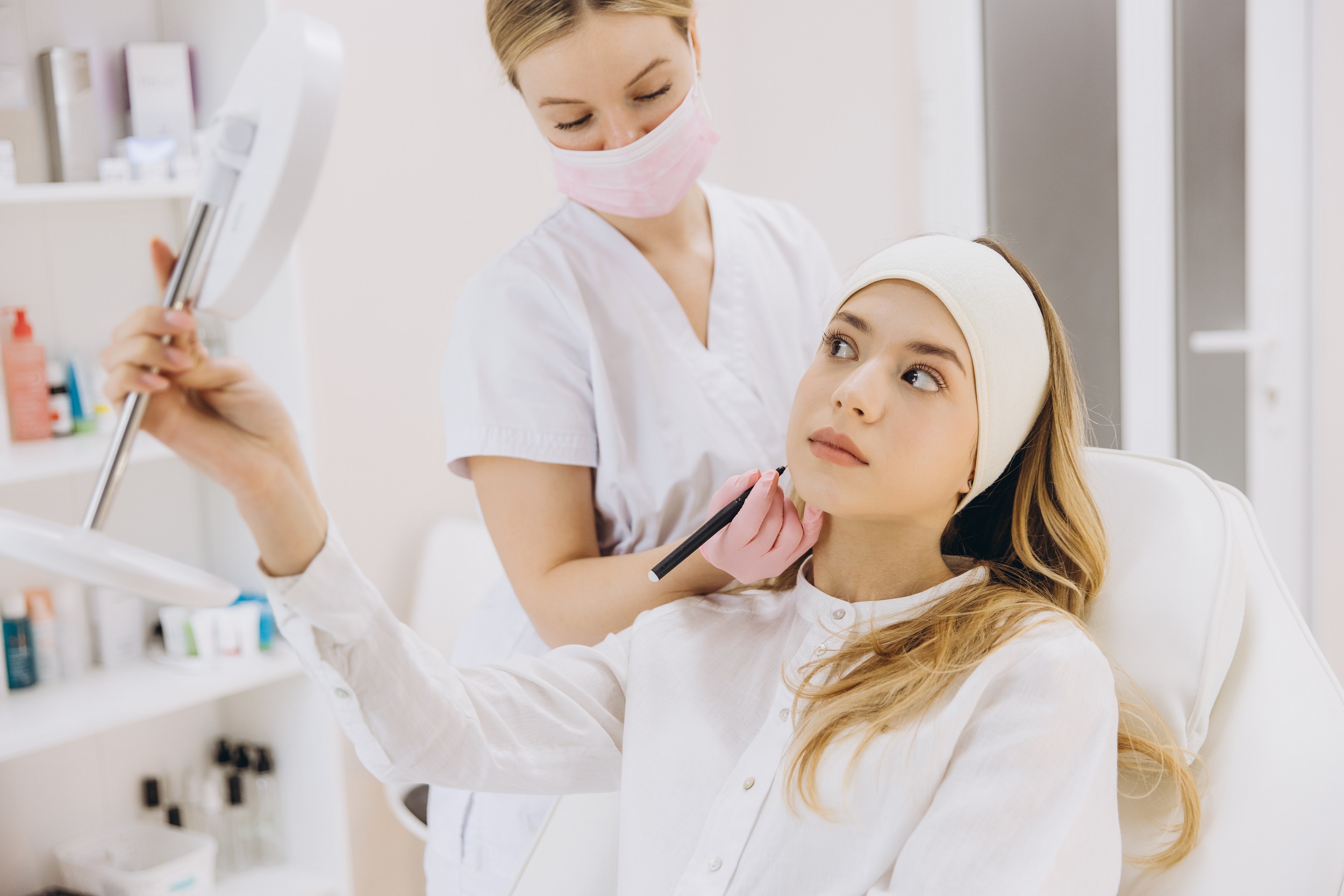 Do Sejmu wpłynął obywatelski projekt ustawy o zawodzie kosmetologa